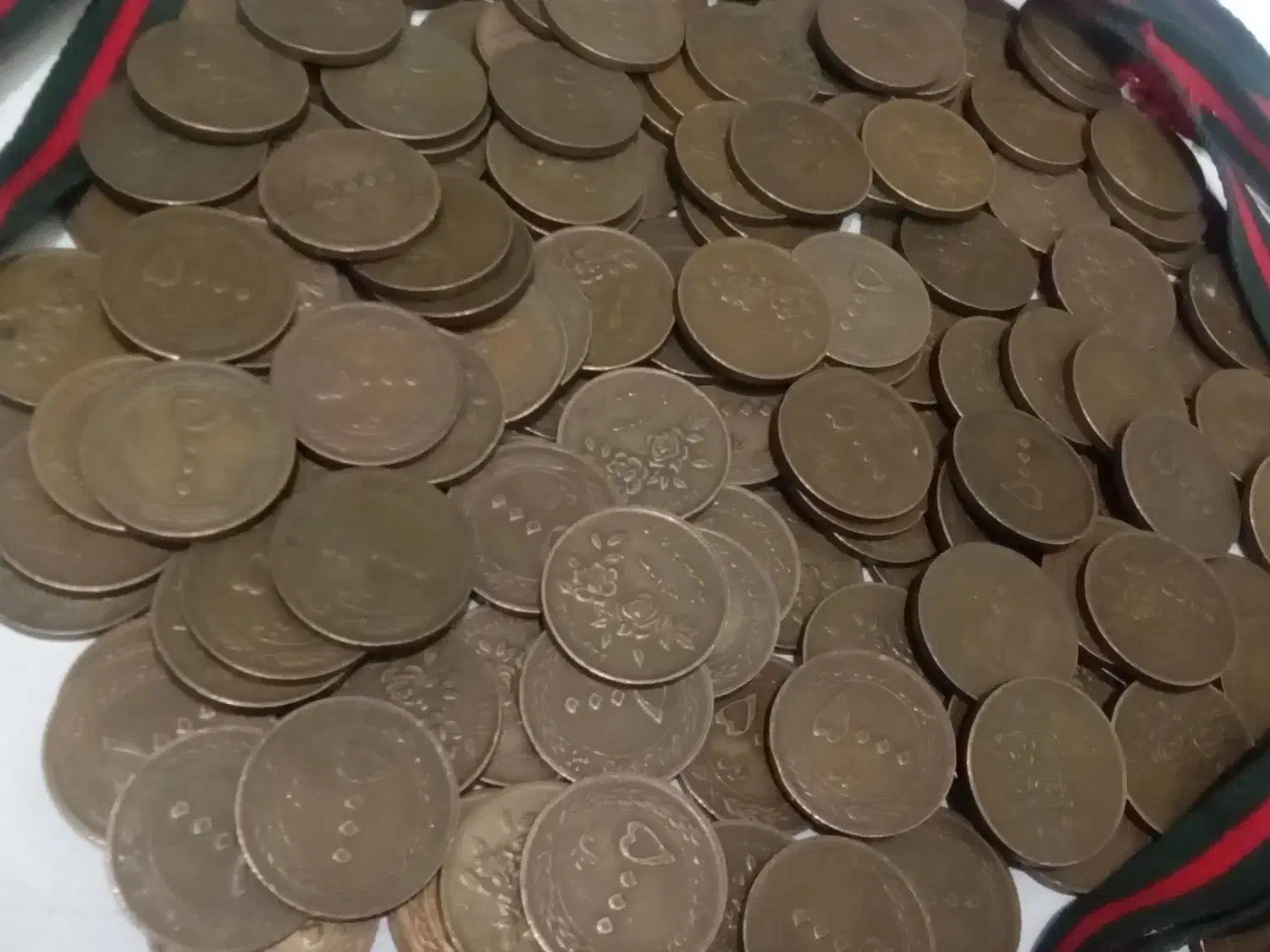 سکه کلکسیونی و کمیاب  ۵۰۰ تومانی وحدت مسی و|کلکسیون سکه، تمبر، اسکناس|تهران, استاد معین|دیوار