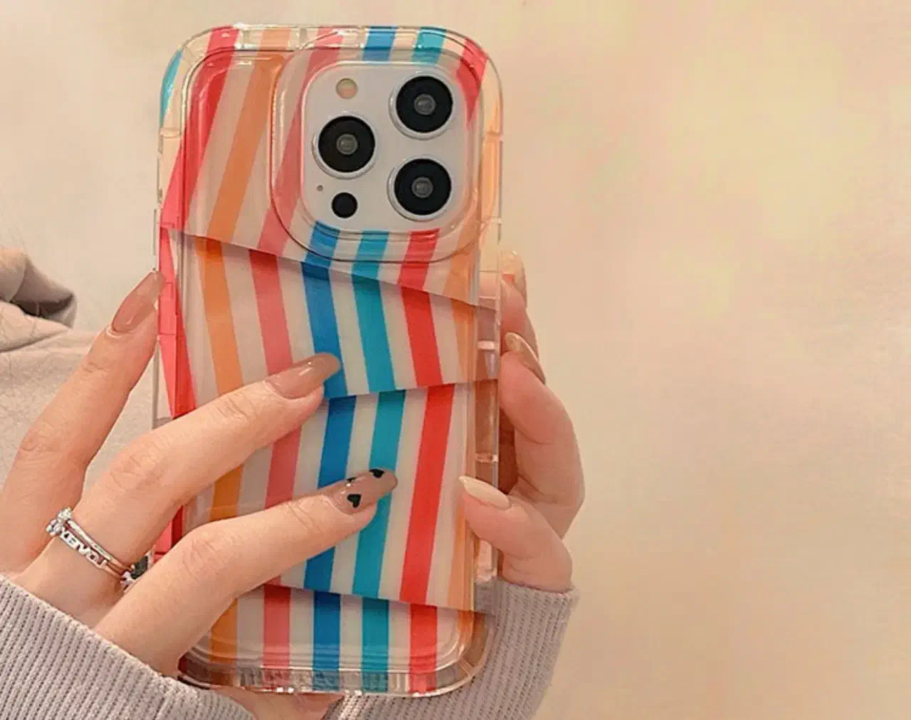 حراج 1300تاگلس و 340قاب گوشی. یکجا بعلت تغییر شغل|لوازم جانبی موبایل و تبلت|تبریز, |دیوار