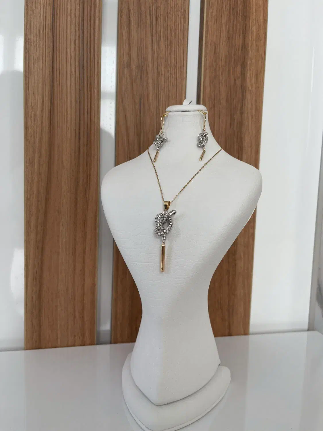 نیمست هرمس کلاسیک سبک|جواهرات|بوشهر, |دیوار