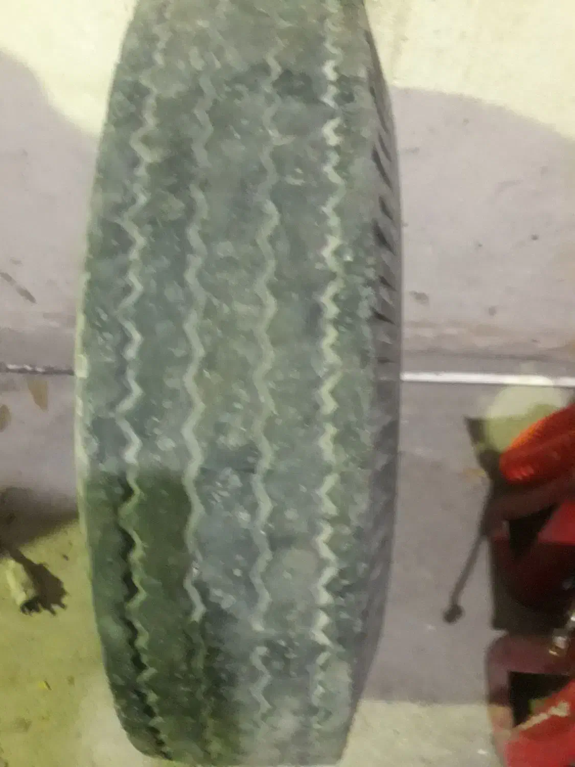 لاستیک وانت نیسان|قطعات یدکی و لوازم جانبی|پردیس, شهرک صنعتی خرمدشت فاز ۷|دیوار