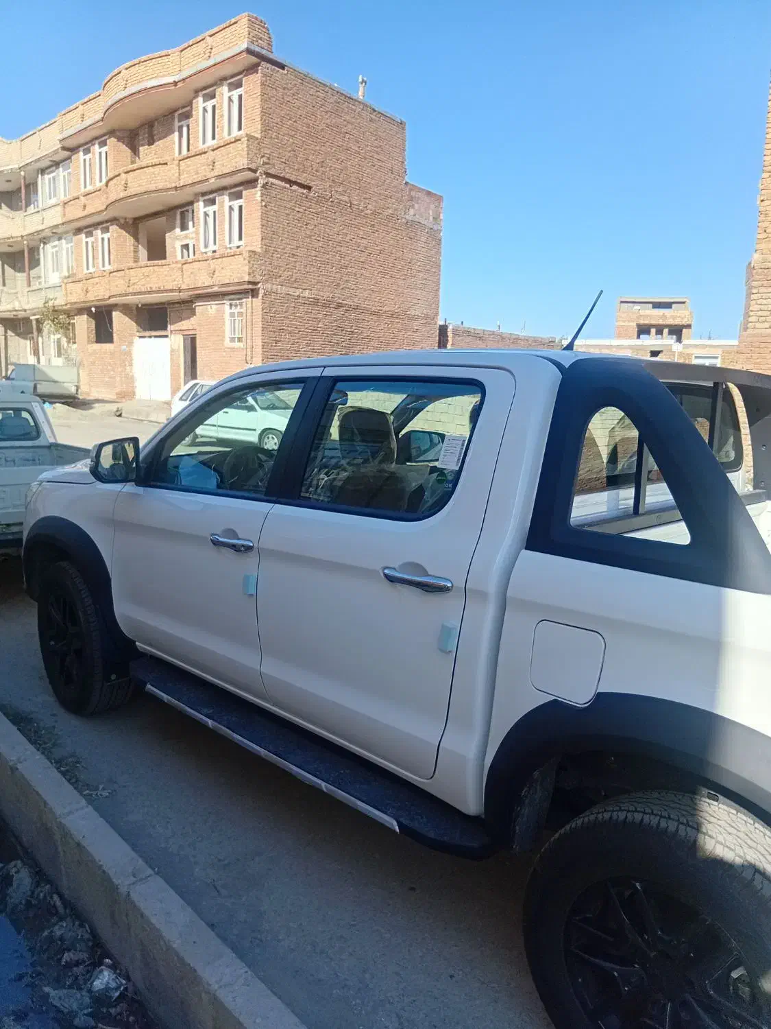 کی ام سی t8صفر مدل۱۴۰۳|خودرو سواری و وانت|نوشین شهر, |دیوار