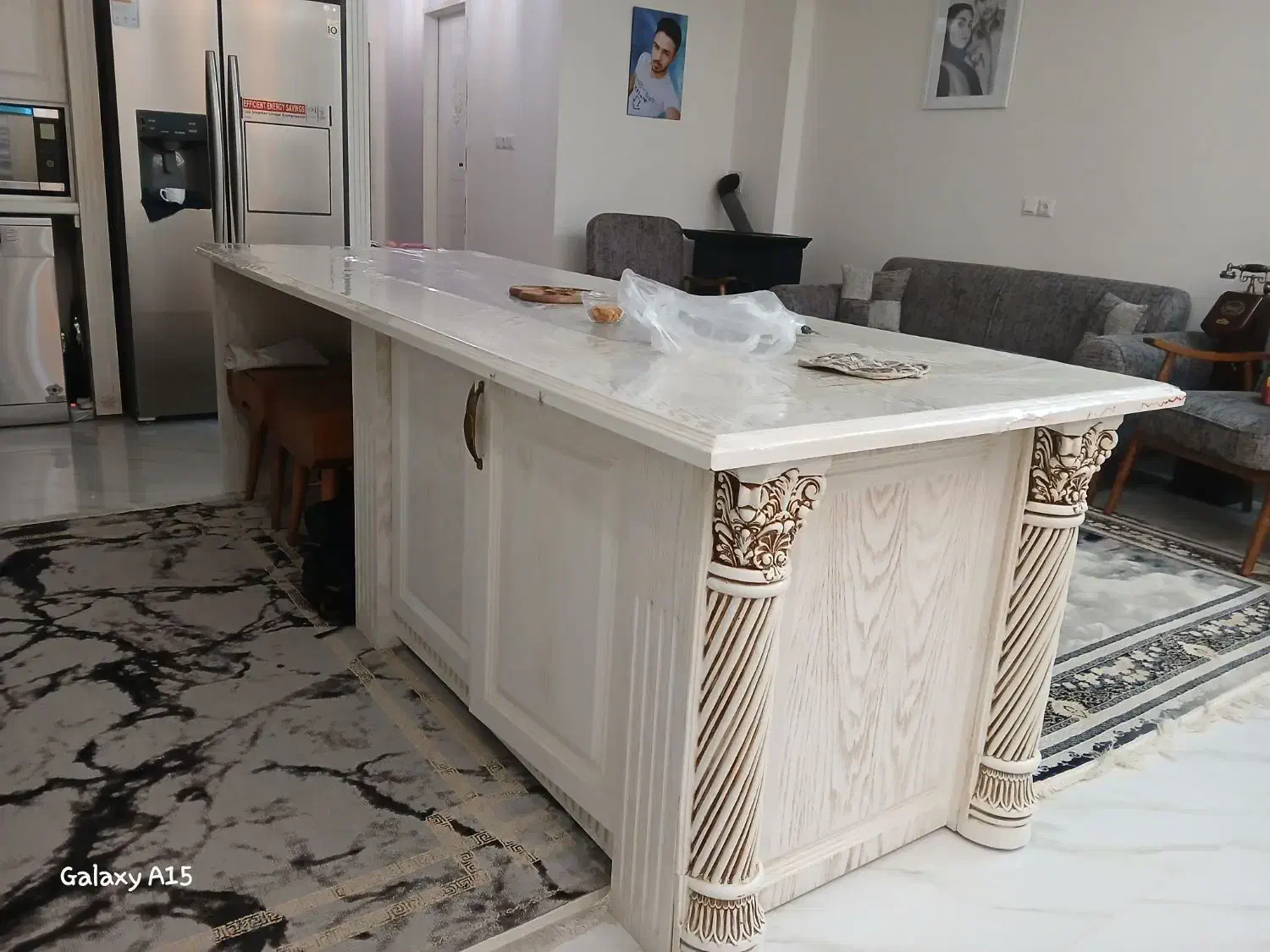 جزیره نو|میز و صندلی غذاخوری|تربت‌حیدریه, منصوریه|دیوار