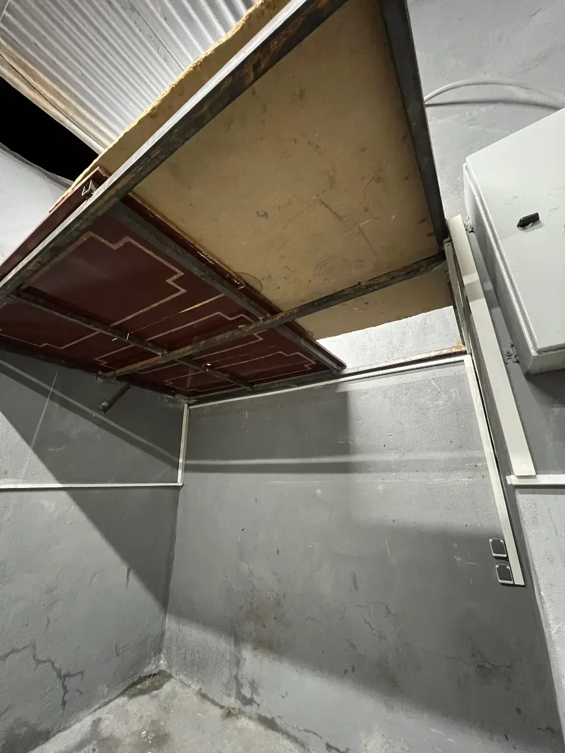 فقط جلوبندی و تعویض روغن|اجارهٔ مغازه و غرفه|تهران, دردشت|دیوار