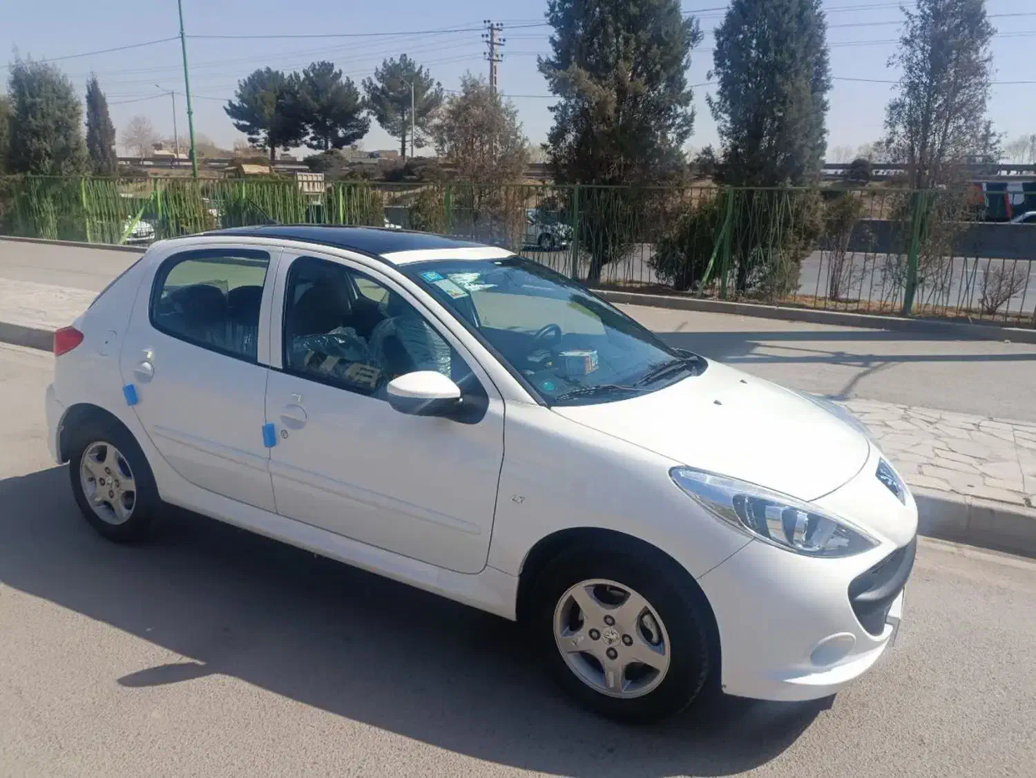 207پانا|خودرو سواری و وانت|اصفهان, گرکان|دیوار