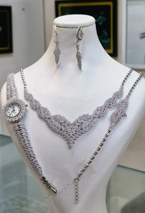 سرویس عروسGTA|جواهرات|نیشابور, امین اسلامی|دیوار