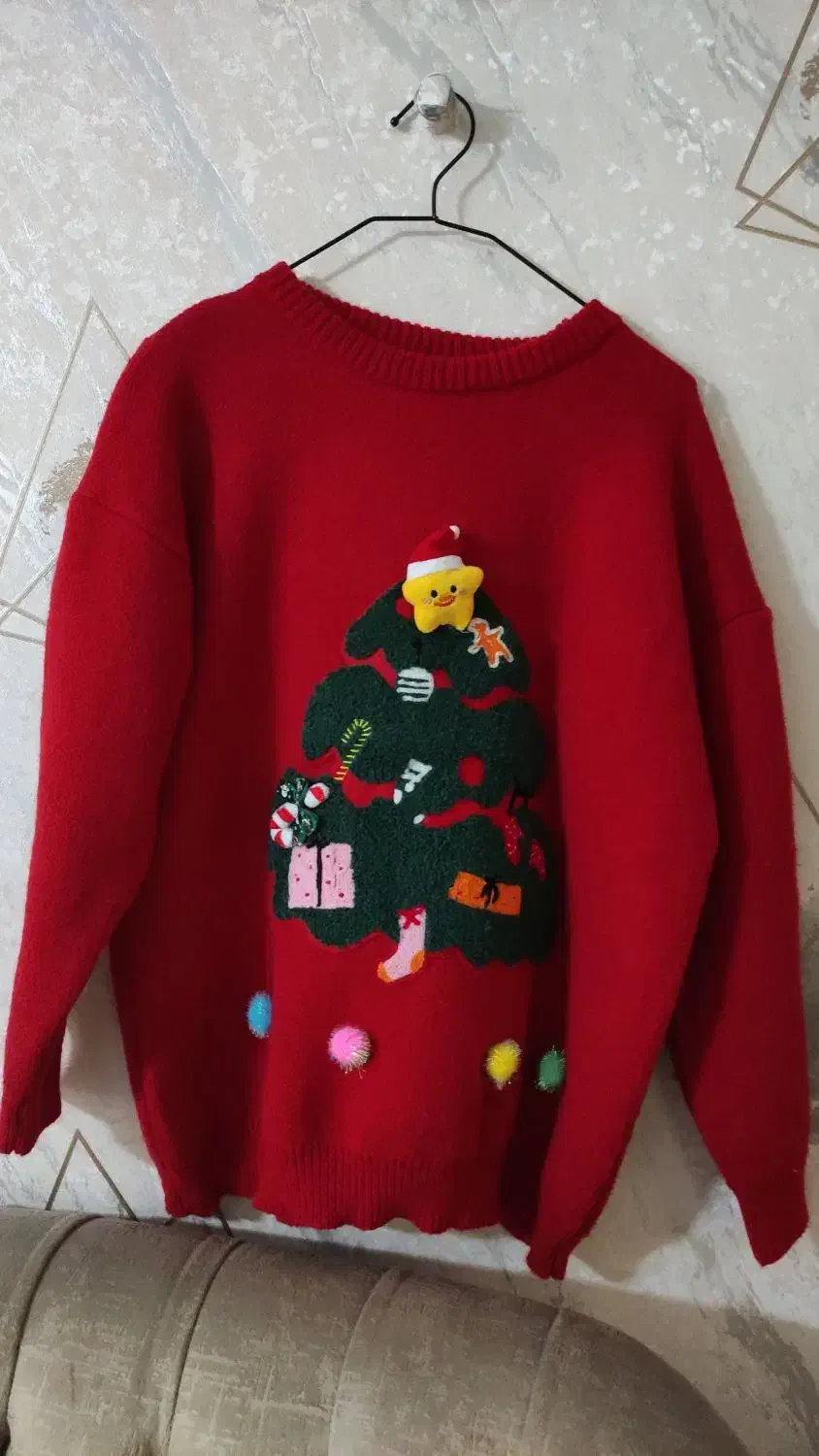 بافت اروپایی برجسته|لباس|اصفهان, تخت فولاد|دیوار