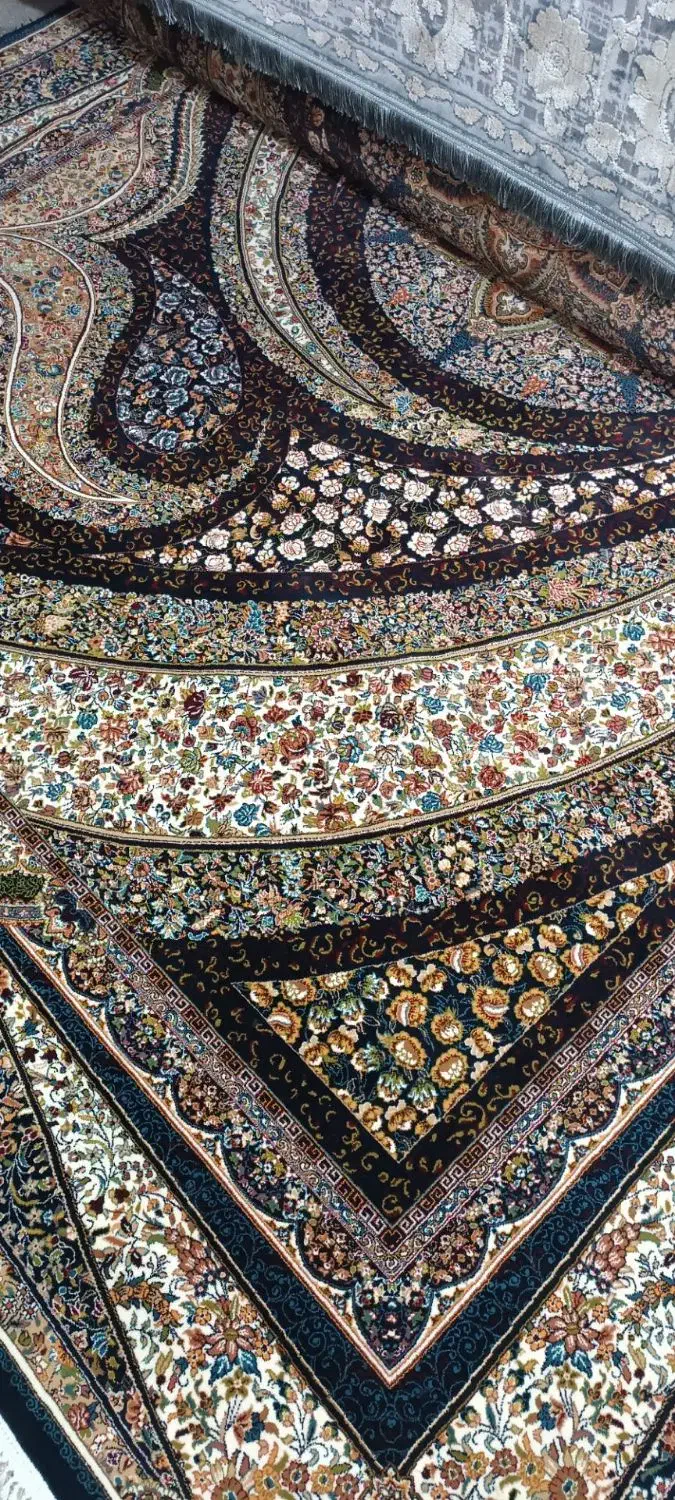 ۳ تخته فرش ( ۹ متری . هفتصد شانه)|فرش|قروه, |دیوار