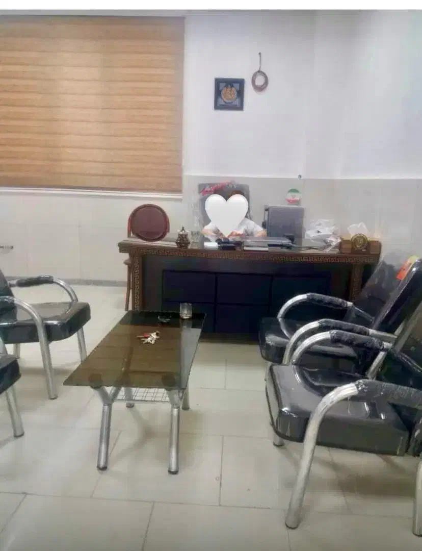 میز اداری با صندلی ها نو|دفتر کار|ساری, |دیوار