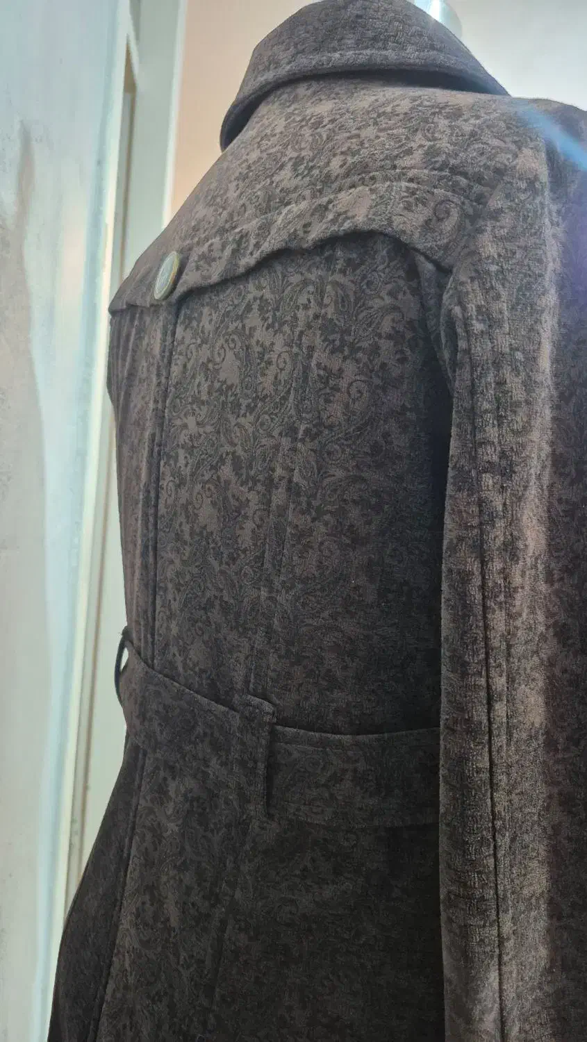 مانتو|لباس|ایذه, |دیوار