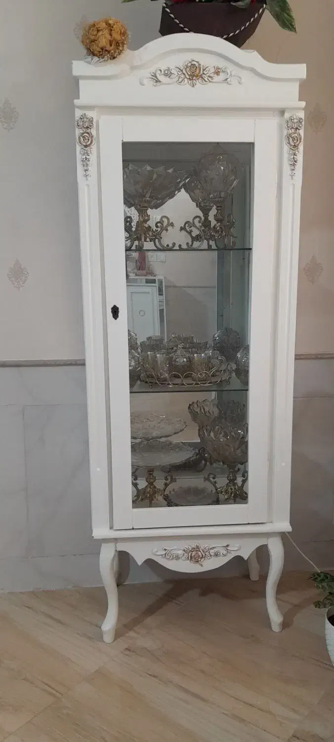 گنجه|بوفه، ویترین، کنسول|نیشابور, خط کاشمر|دیوار