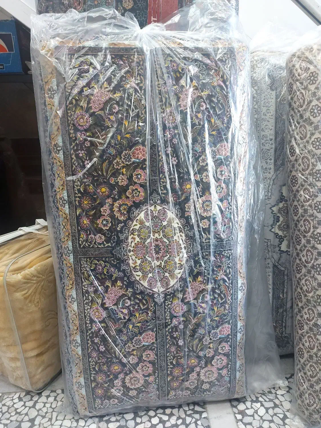 پشتی|پشتی|ساری, |دیوار