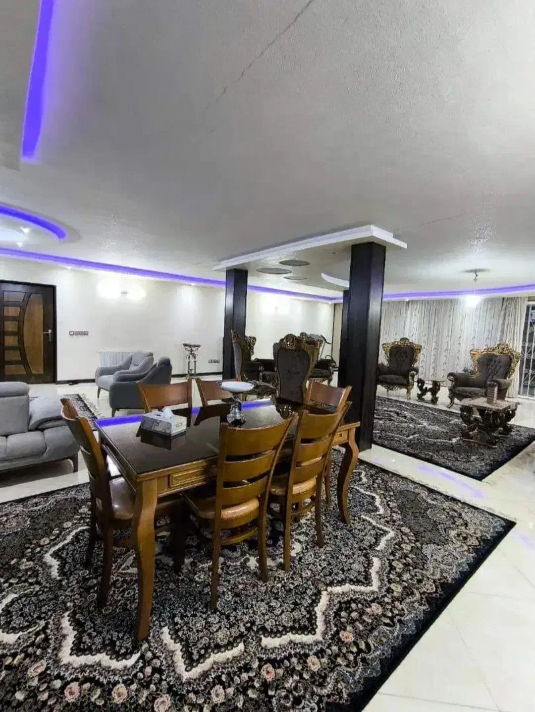 ویلایی/حیاط بزرگ|فروش خانه و ویلا|زرند, |دیوار