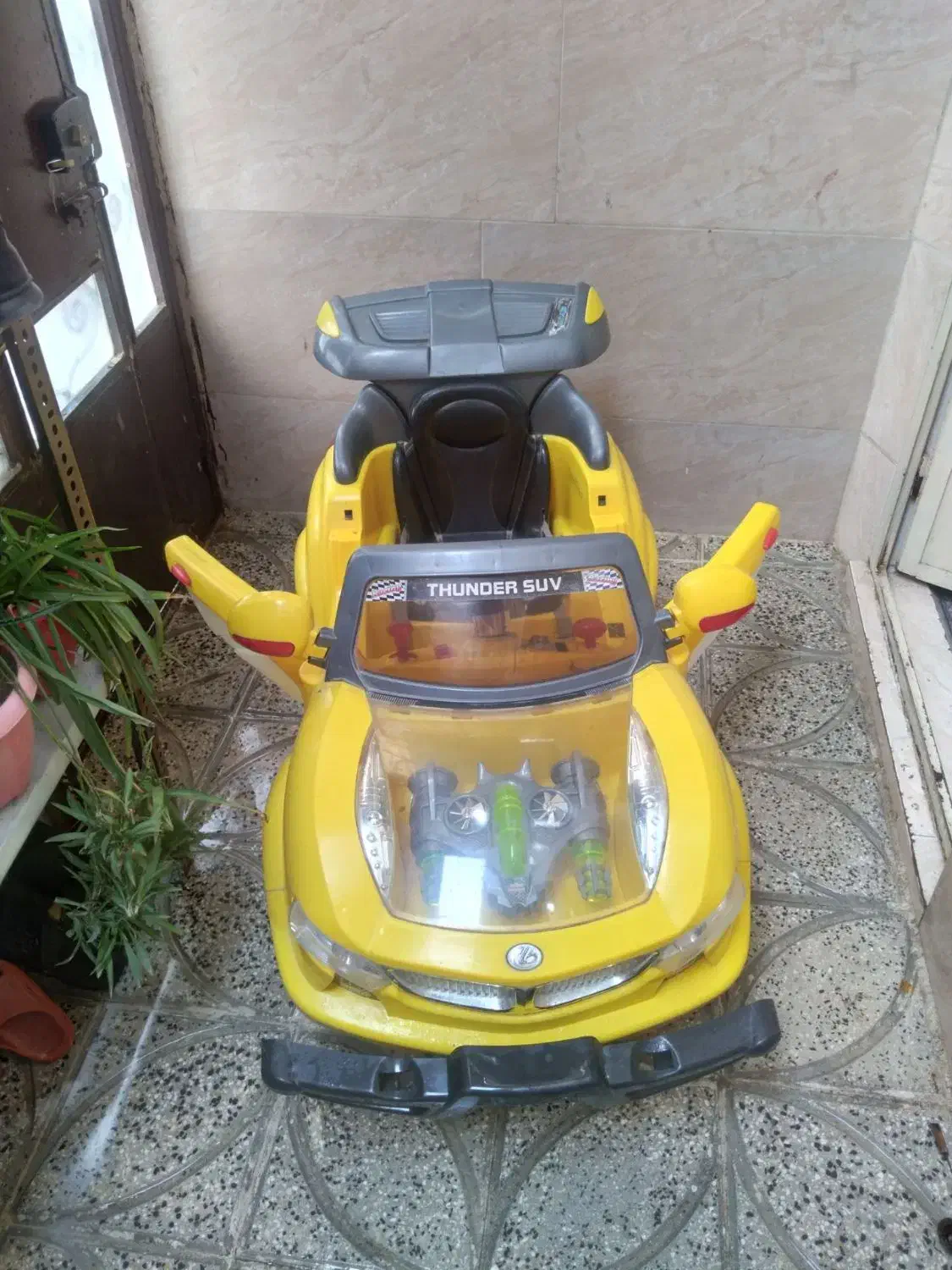 ماشین شارژی بدون باطری قیمت ۳۵۰۰۰۰۰ تومان|اسباببازی|قرچک, داوود آباد|دیوار