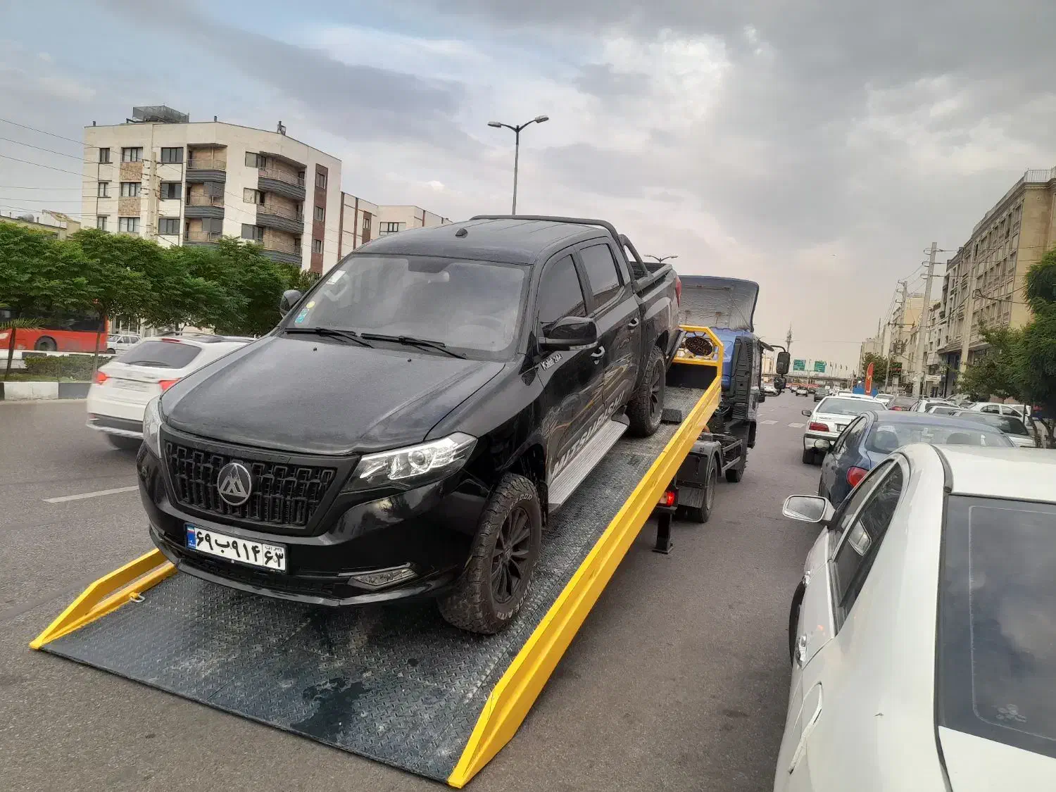 خودروبر شبانه‌روزی  حمل خودرو به شهر ها واستان ها|خدمات حمل و نقل|مرودشت, ژیان|دیوار