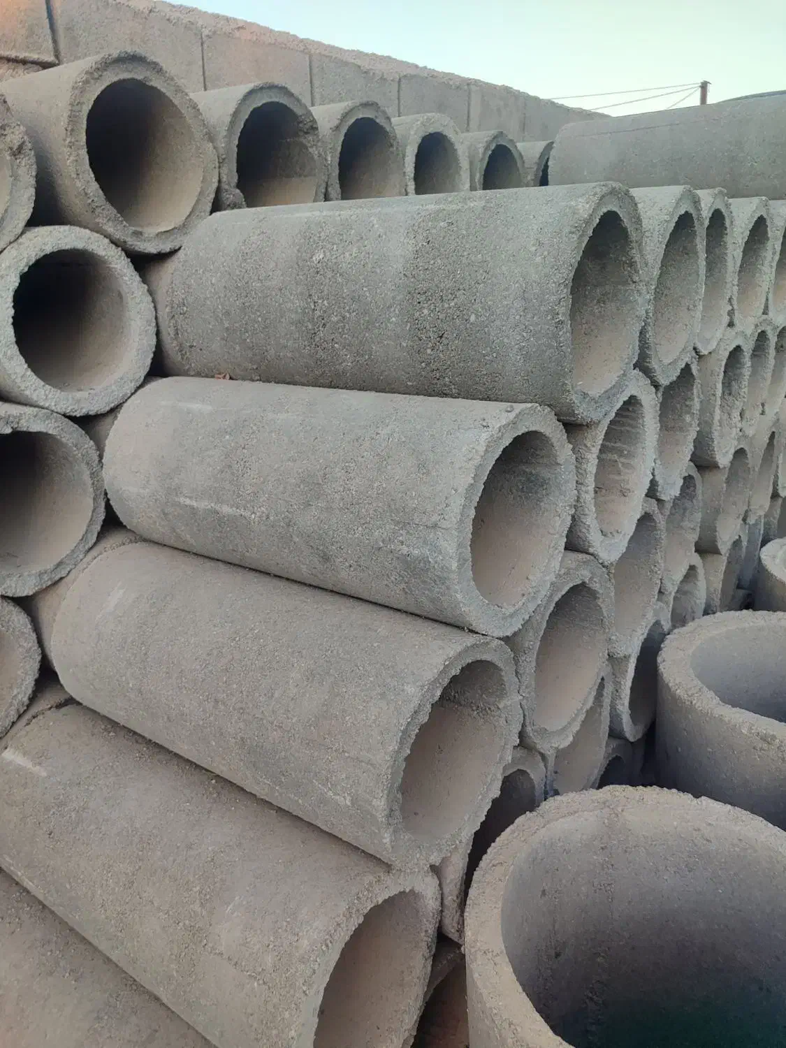 استاد کار جدول  و محوطه سازی هستم|استخدام معماری، عمران و ساختمانی|دزفول, |دیوار