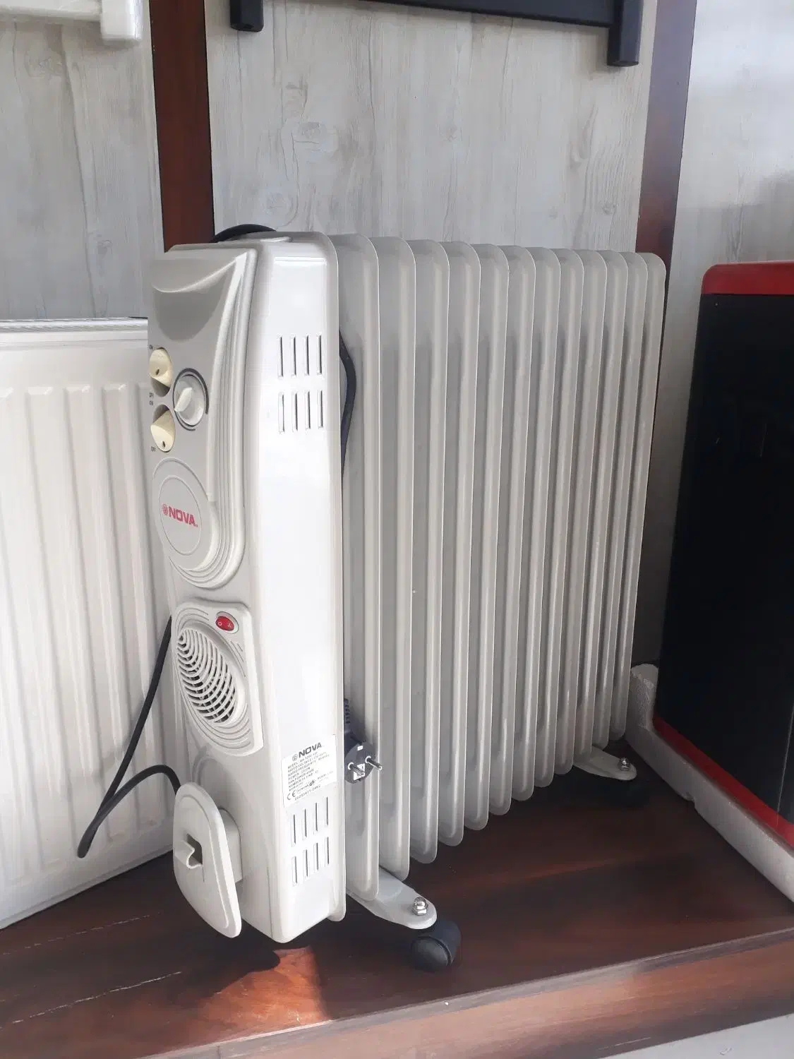 فروش ویژه رادیاتور روغنی برقی نووا|آبگرمکن، پکیج، شوفاژ|شیراز, شهرک رضوان|دیوار