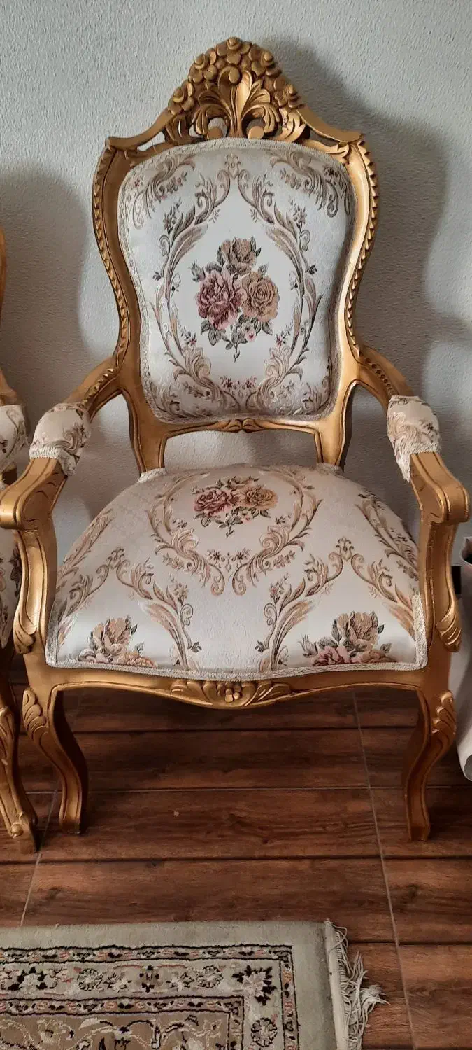 فروش مبلمان ۹ نفره ومیز وسط|مبلمان خانگی و میز عسلی|شاهین‌شهر, فردوسی|دیوار