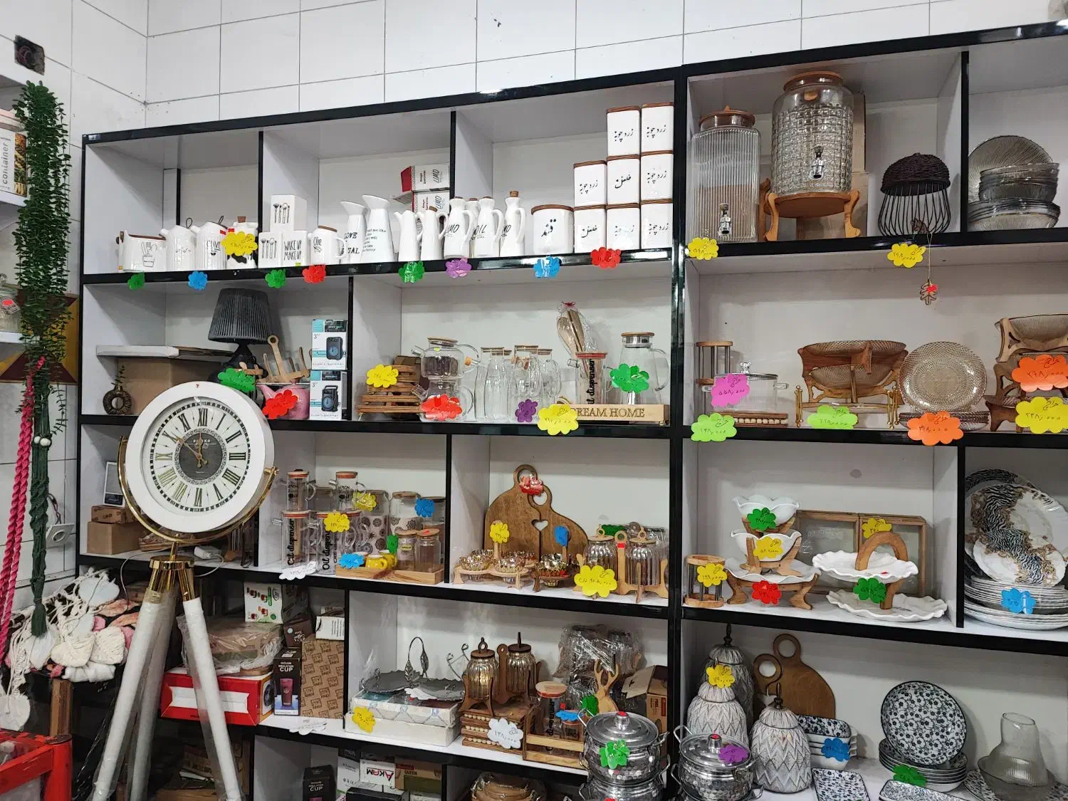 ویترین و قفسه ام دی اف|فروشگاه و مغازه|رشت, حمیدیان|دیوار