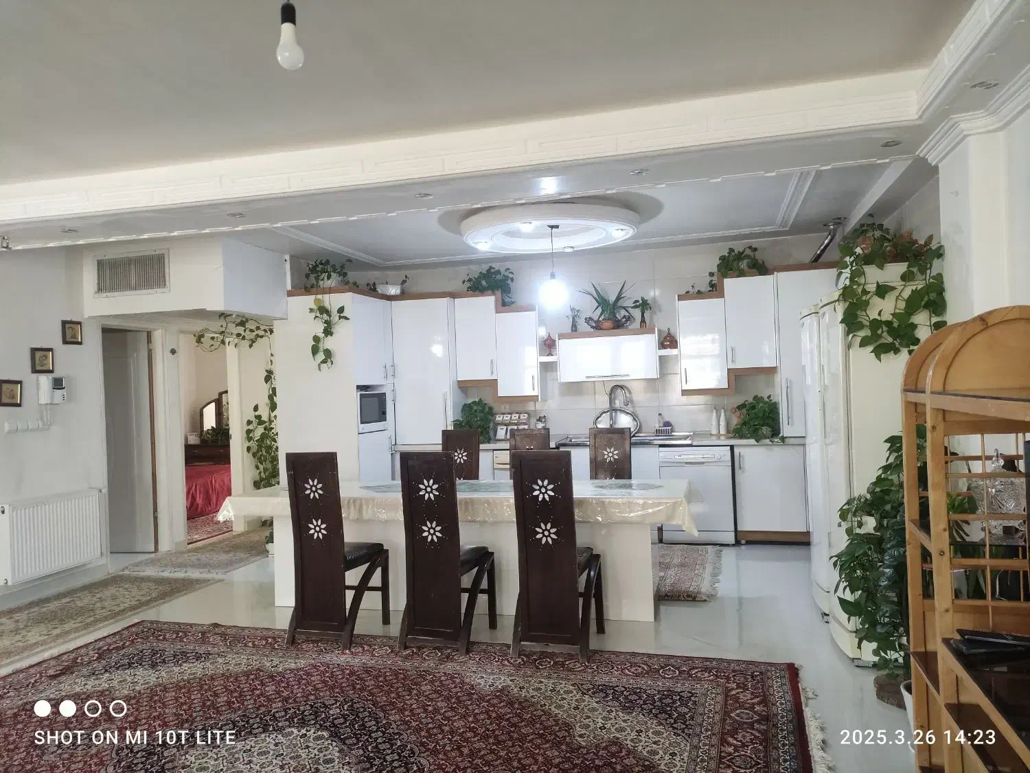 منزل مبله|اجارهٔ کوتاه‌مدت آپارتمان و سوئیت|شیراز, شهرک گلستان شمالی|دیوار