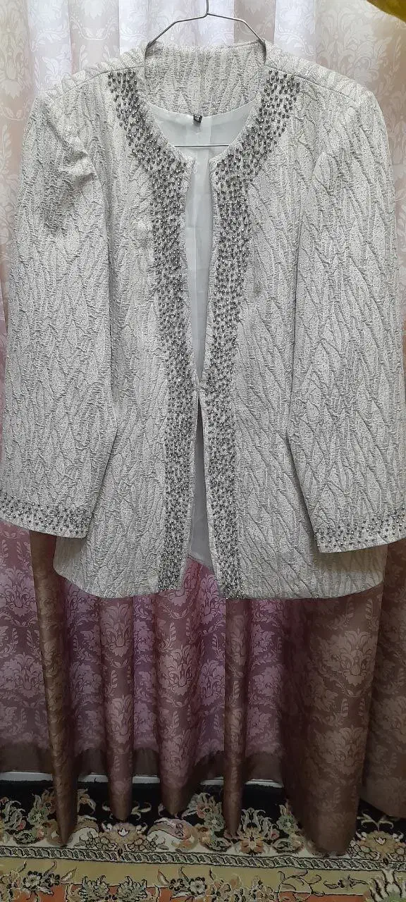 کت مجلسی|لباس|طرقبه, |دیوار