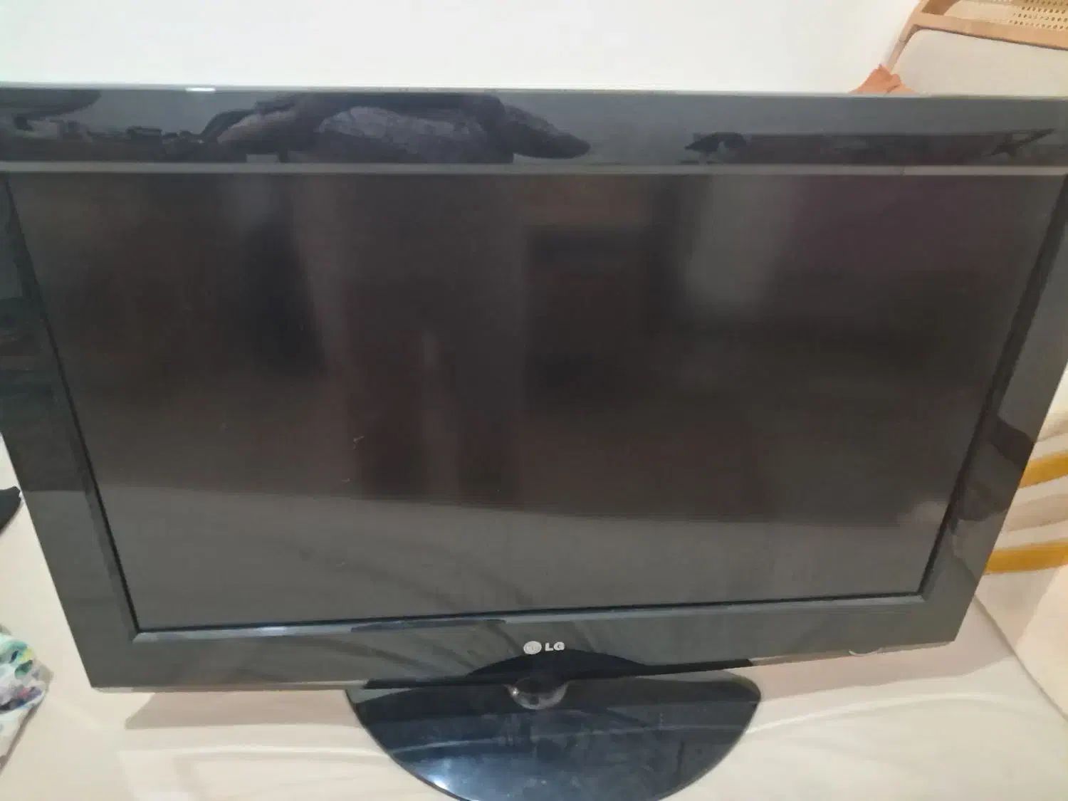 تلویزیون الجی ۳۲ اینچ|تلویزیون و پروژکتور|مشهد, نوید|دیوار