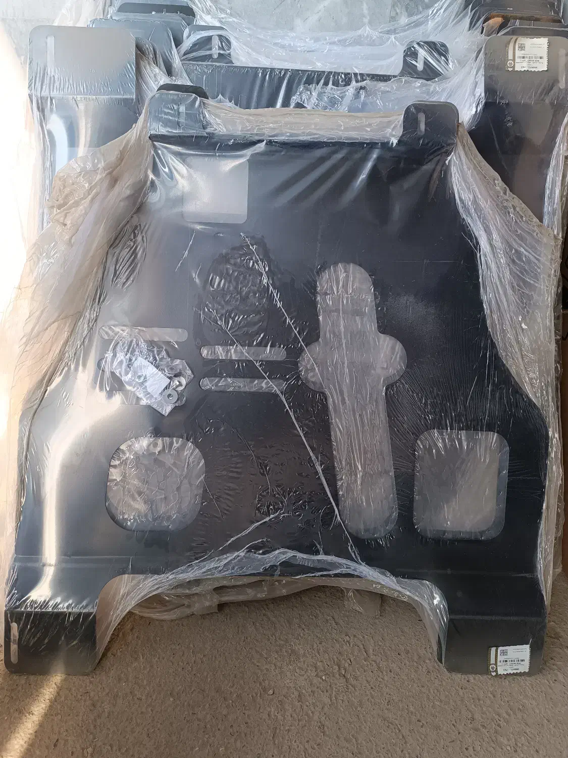 سینی زیر موتور اطلس، سهند، کوییک، ساینا|قطعات یدکی و لوازم جانبی|قائن, |دیوار