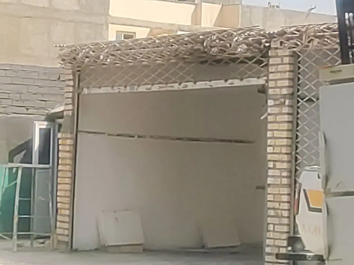 مغازه داخل گاراژ مناسب سیم کش مکانیک استارت دینام|اجارهٔ مغازه و غرفه|مشهد, پنجتن|دیوار