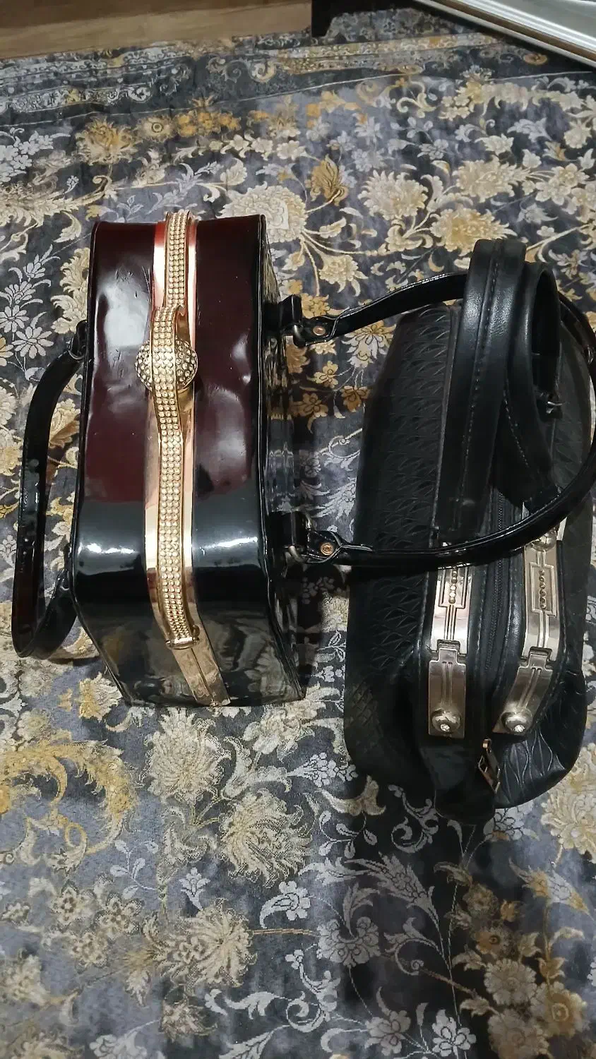 ۲عدد کیف مجلسی قیمت هرکدام ۵۰۰|کیف، کفش، کمربند|بوئین زهرا, |دیوار