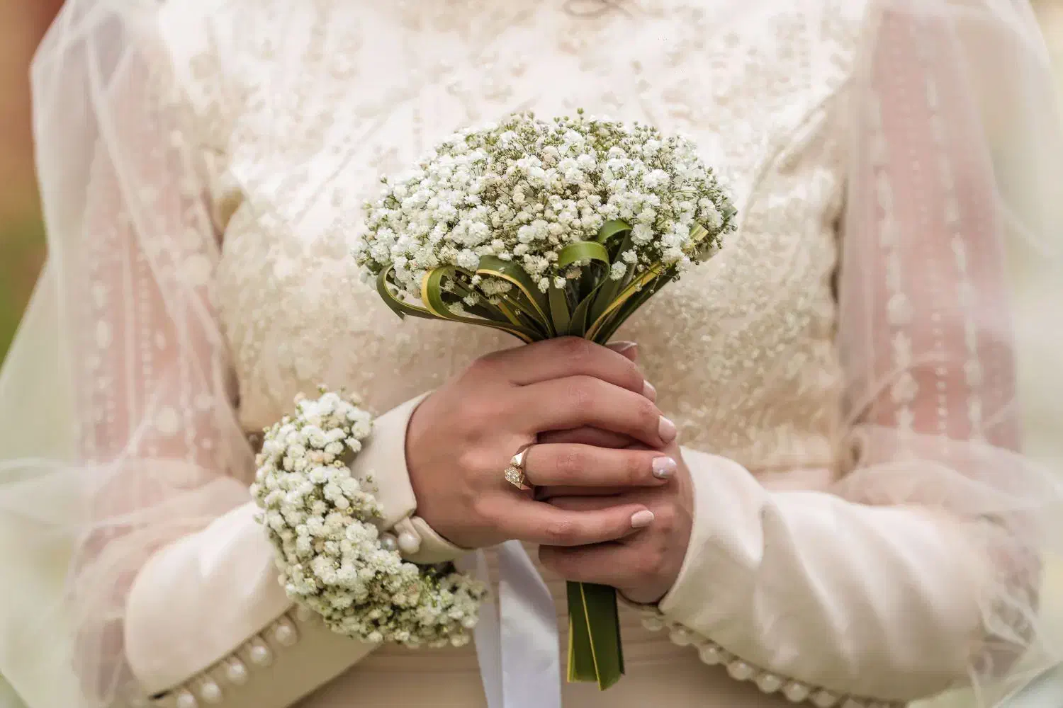 لباس عقد|لباس|رشت, پل تالشان|دیوار