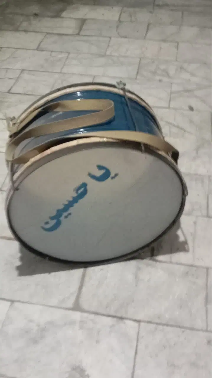 طبل|درام و پرکاشن|بهارستان, |دیوار