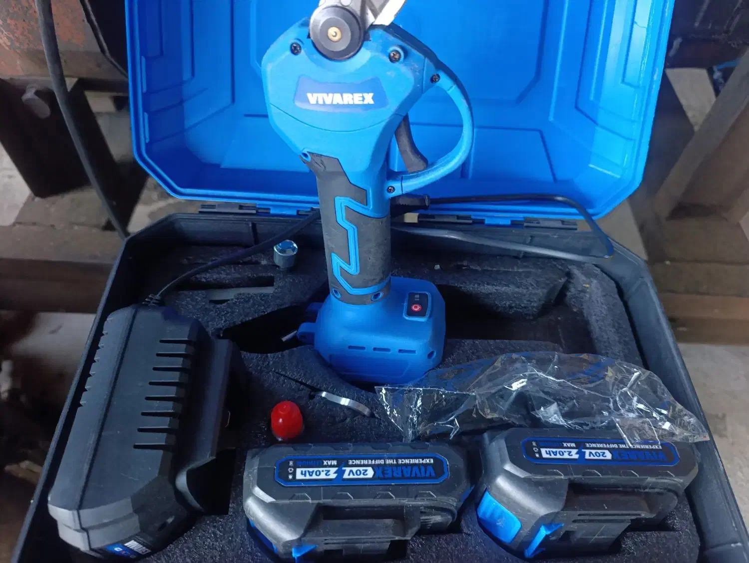 قیچی باغبانی|ابزارآلات|میاندوآب, |دیوار