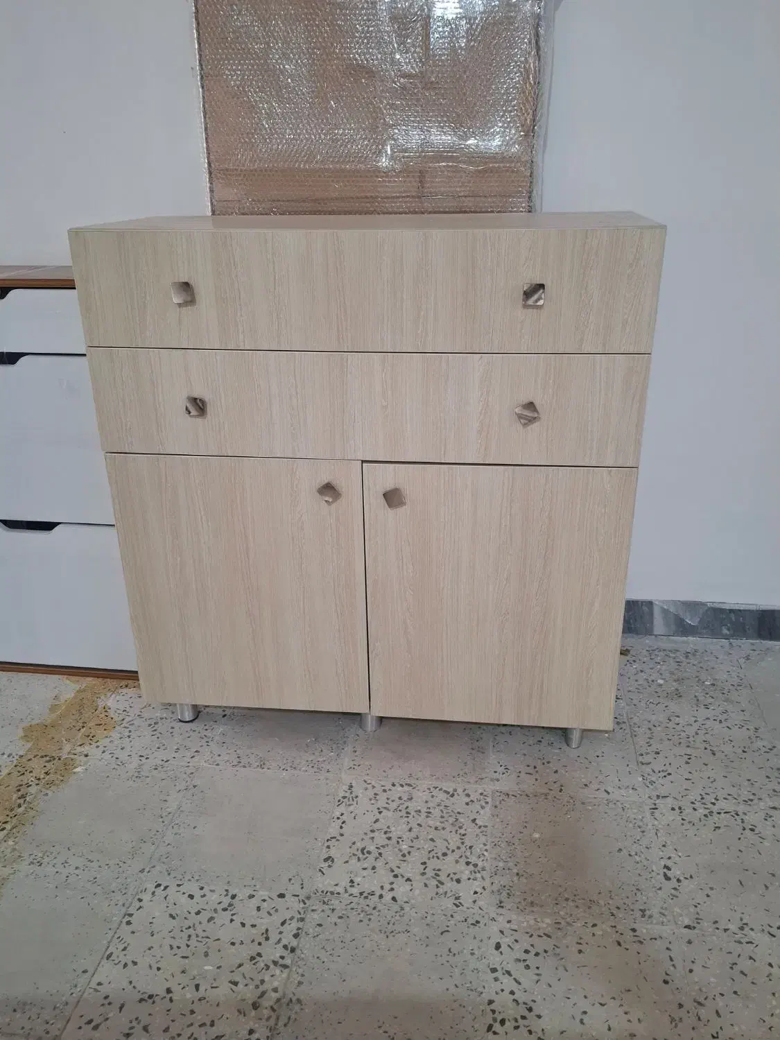 دراور نو تمیز|جاکفشی، کمد، دراور|بندر امام خمینی, |دیوار