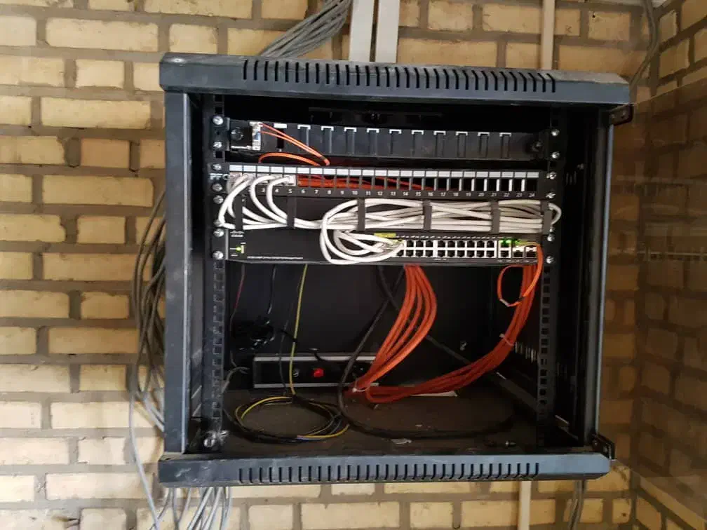 نصب دوربین مداربسته، مشاوره و کارشناسی|دوربین مداربسته|کرج, گلشهر|دیوار