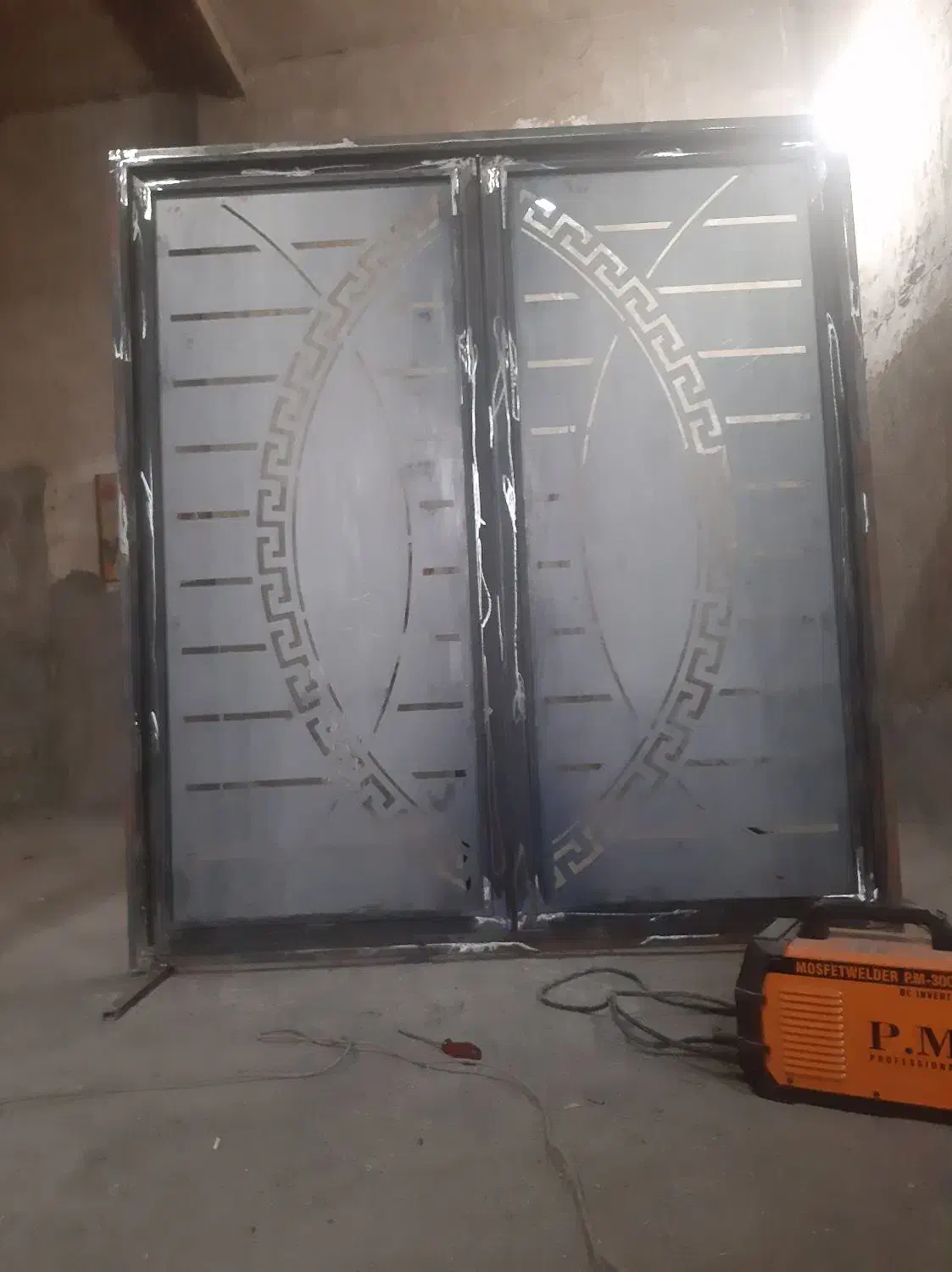 جوشکاری درب ،پنجره ،نبشی کشی ،شیروانی|خدمات پیشه و مهارت|قم, زمان زاده|دیوار