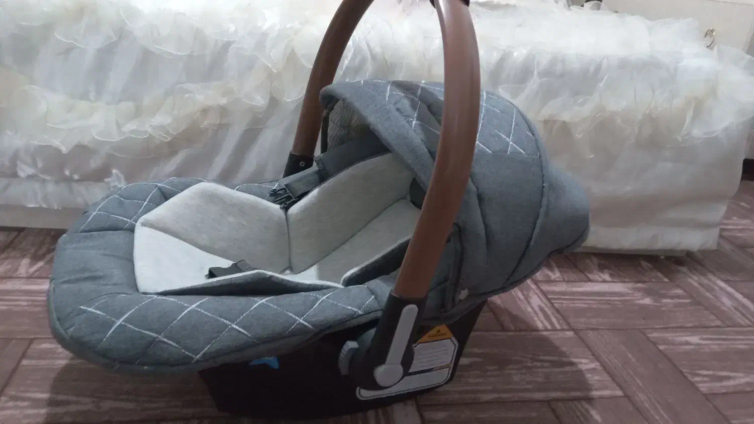 کریر نو نوزاد|کالسکه و لوازم جانبی|خوی, |دیوار