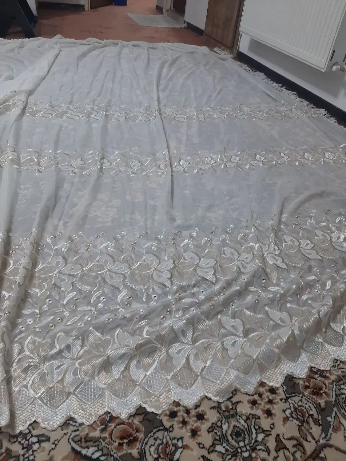 با سلام فروش پرده حریر دال بر ساتن|پرده، رانر، رومیزی|شهرضا, |دیوار