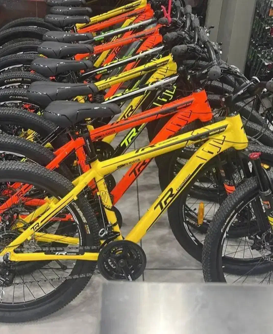 دوچرخه تی آر آراد بایک|دوچرخه، اسکیت، اسکوتر|قم, زند آباد|دیوار