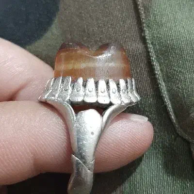 انگشتر|کلکسیون اشیاء عتیقه|مسجد سلیمان, |دیوار