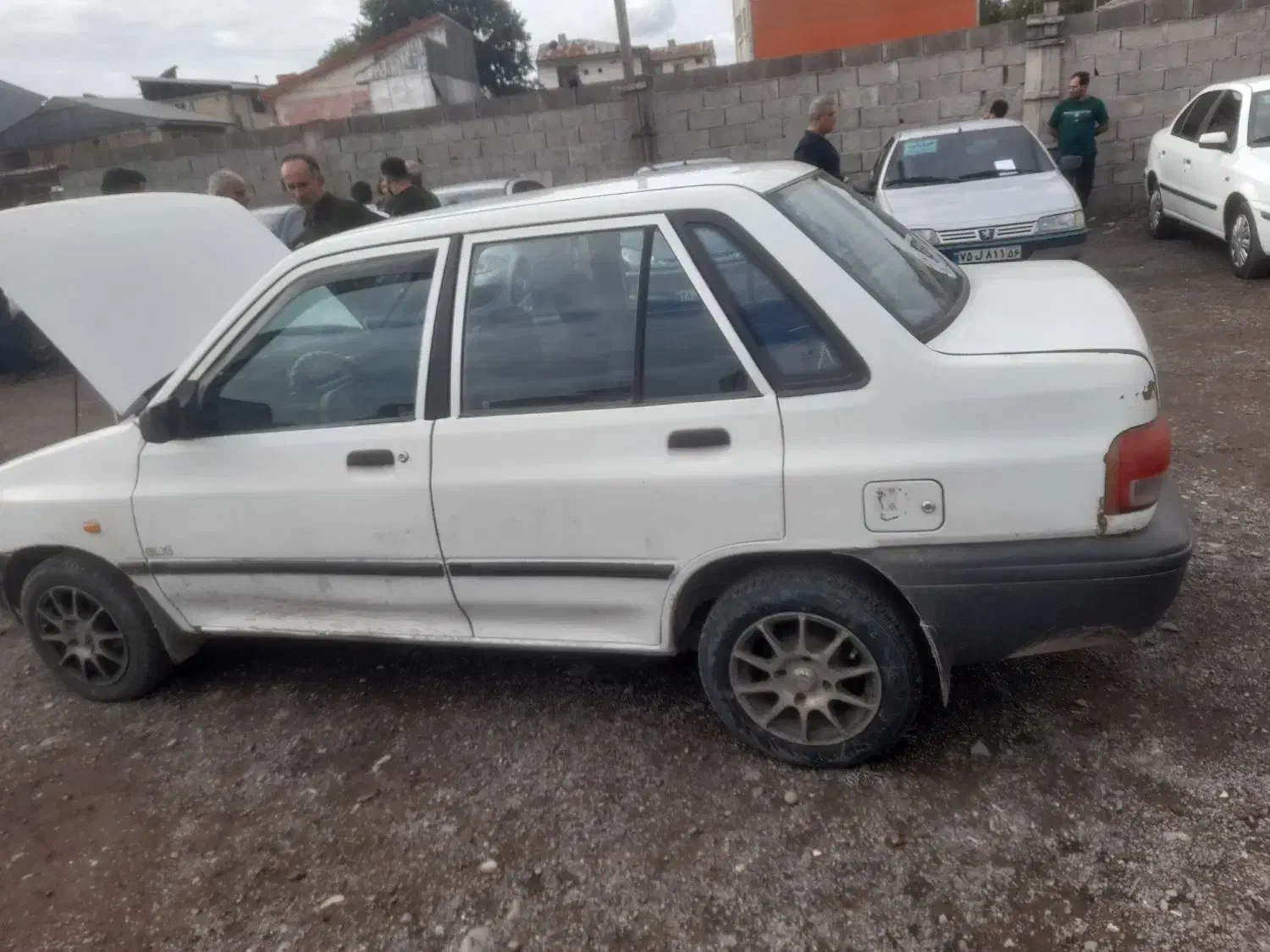 پراید مدل 8۹|خودرو سواری و وانت|رشت, کوی امام رضا|دیوار