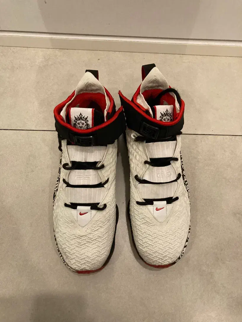 کتونی نایک لبرون ۱۷ گرافیتی|کیف، کفش، کمربند|تهران, قیطریه|دیوار