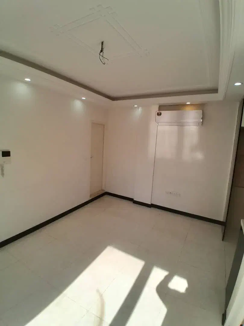 ۳۸ متری نوساز فوری پول لازم زیر قیمت منطقه