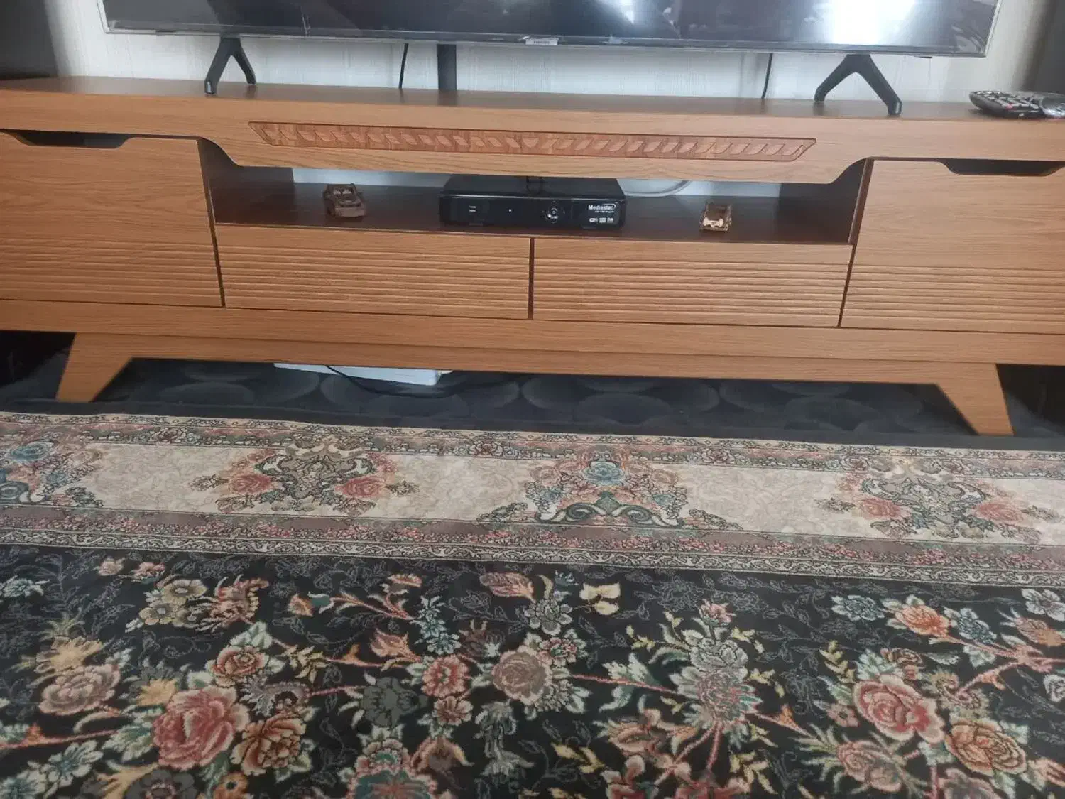 اینه کنسول ومیز تلویزیون نو نو|بوفه، ویترین، کنسول|اراک, |دیوار