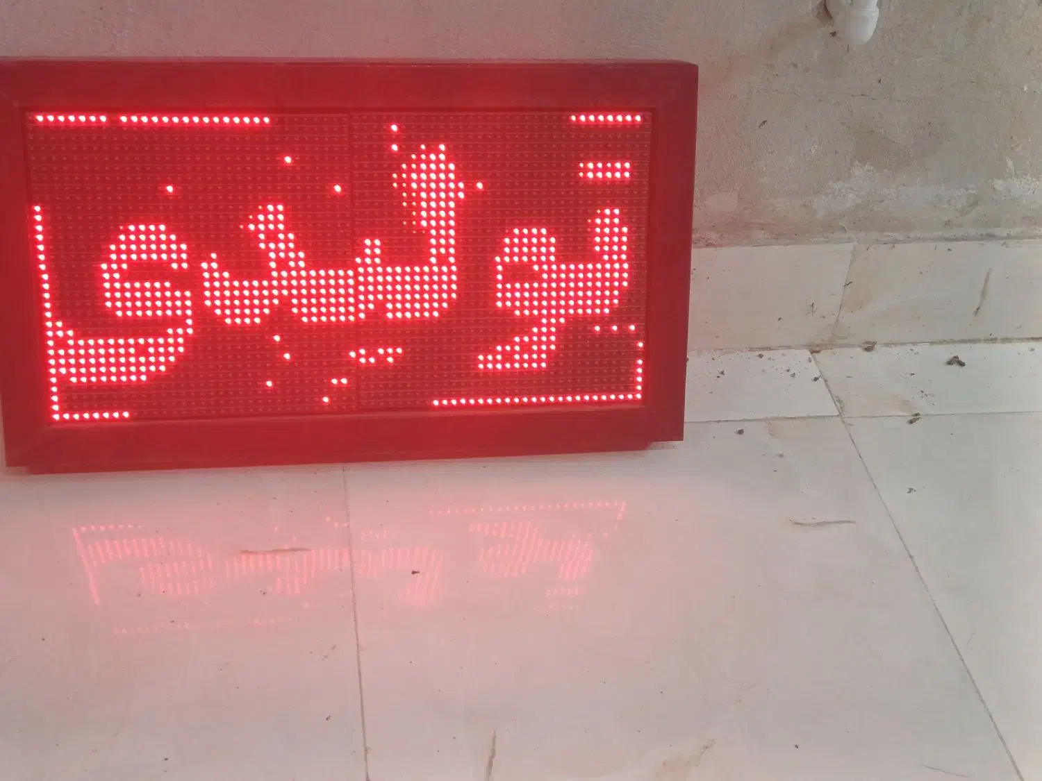 سردوز۵نخ مارک هانری ونواربر|چرخ خیاطی و ریسندگی|رشت, بازار|دیوار