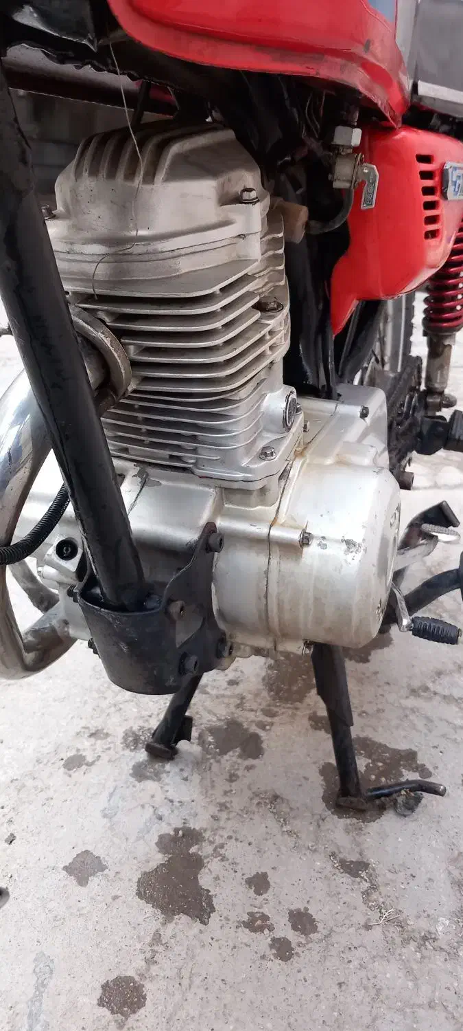 هوندا ۱۲۵ مدل ۸۵|موتورسیکلت|اهواز, شهرک شهید عباس پور|دیوار