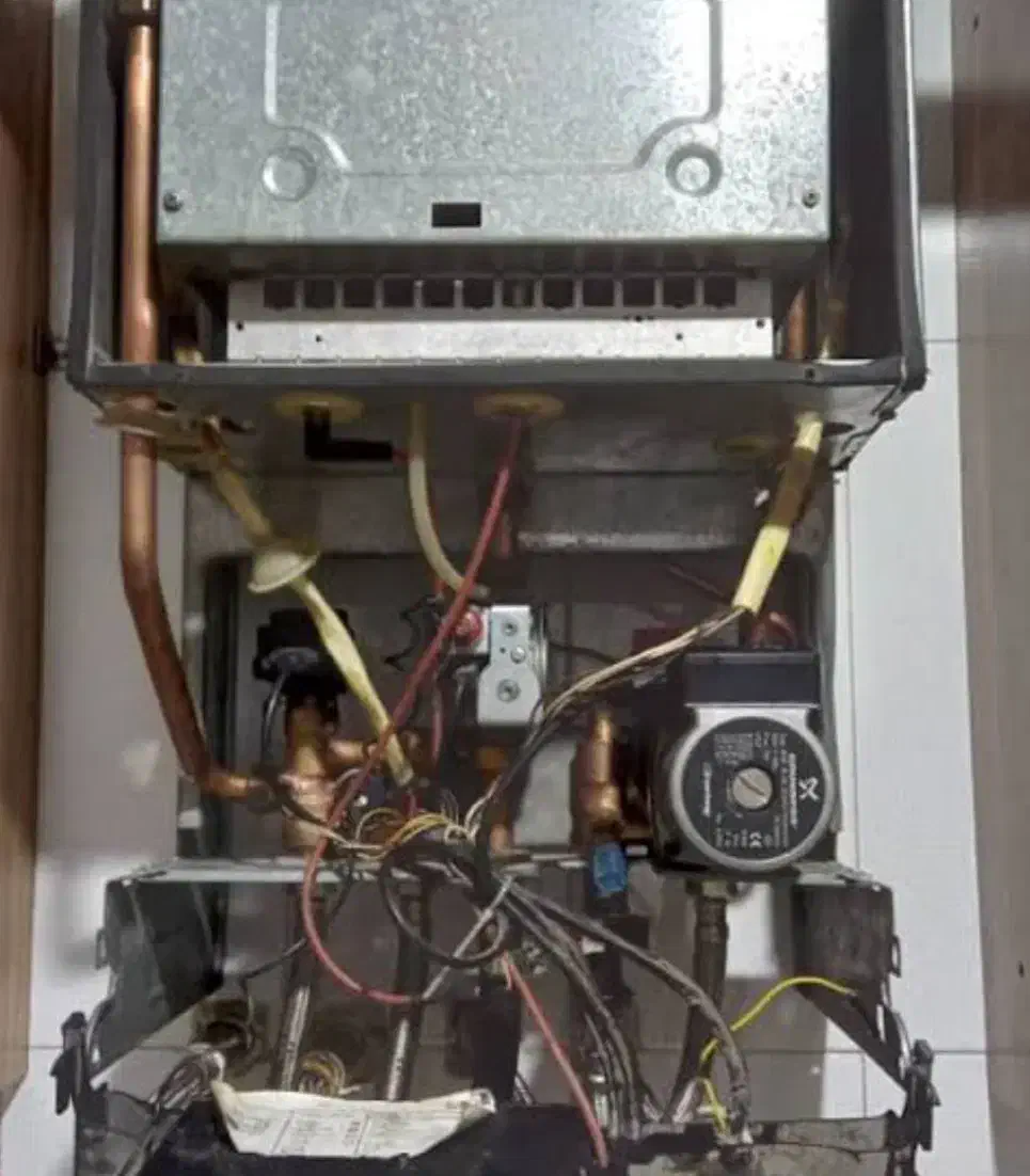 سرویس وتعمیرات تخصصی آبگرمکن ،پکیج، رادیاتور|خدمات پیشه و مهارت|قدس, شهرقدس|دیوار