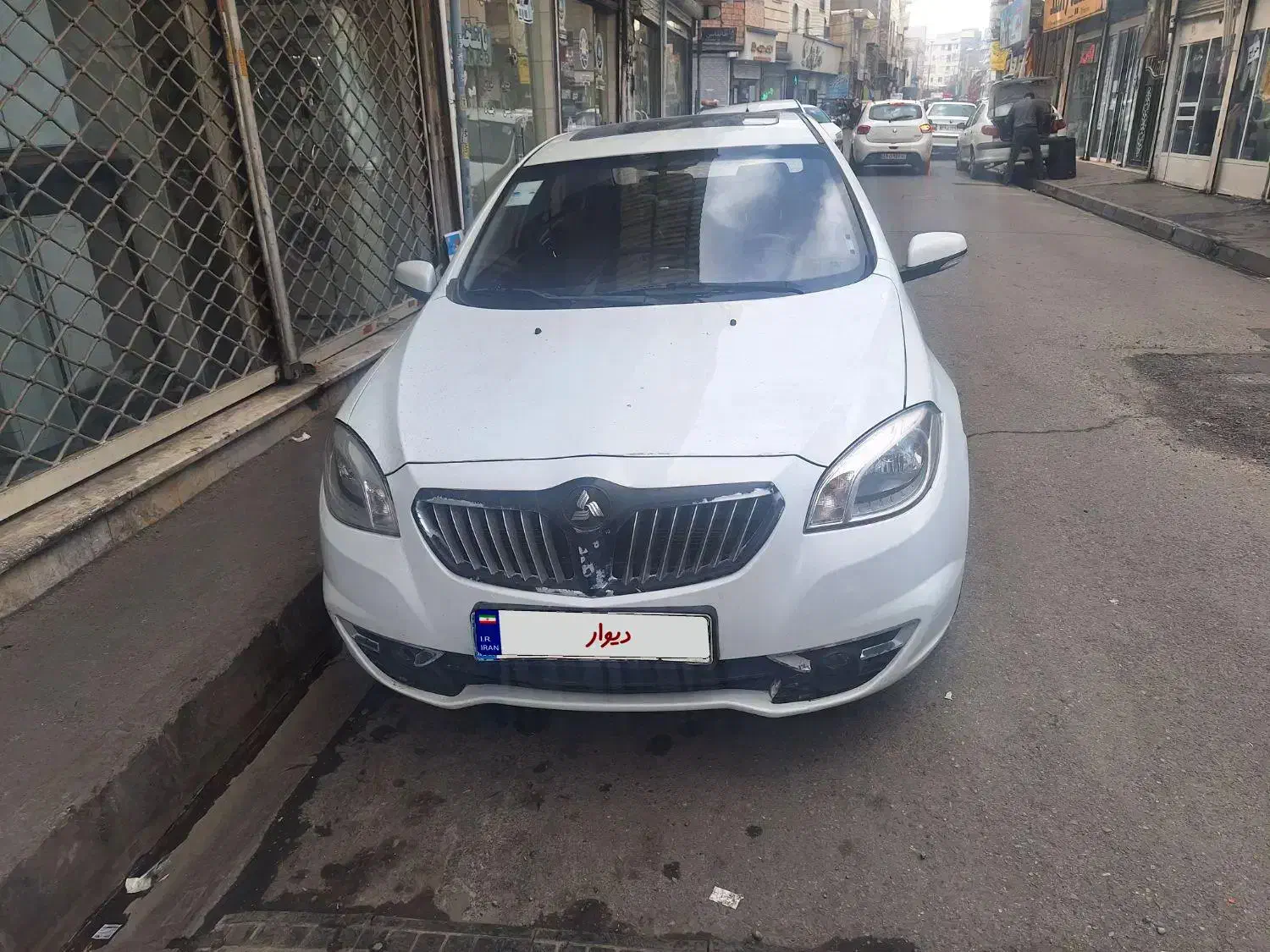 برلیانس ۳۳۰ مدل ۹۶|خودرو سواری و وانت|تهران, نعمت‌آباد|دیوار