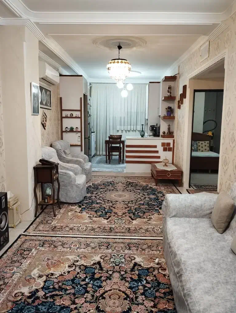 ۷۷ متر دو خواب شیک و تمیز بر مصیب زاده|فروش آپارتمان|ملارد, |دیوار