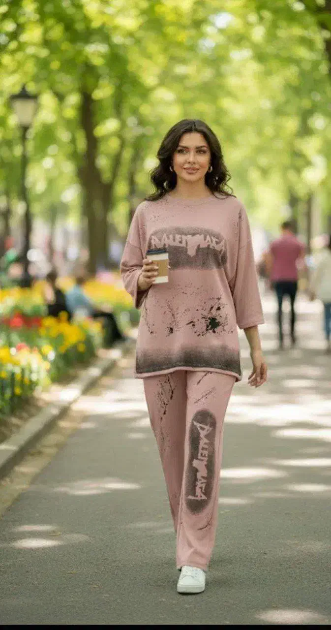 ست طناز|لباس|قم, باغ شریفی|دیوار