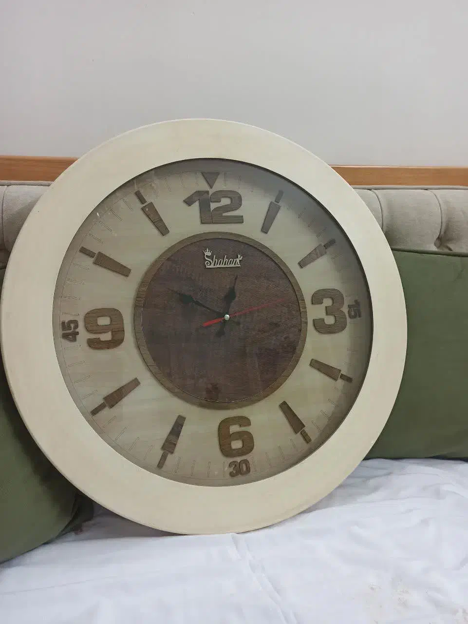 ساعت کاملا نو و سالم|ساعت دیواری و تزئینی|سمنان, |دیوار