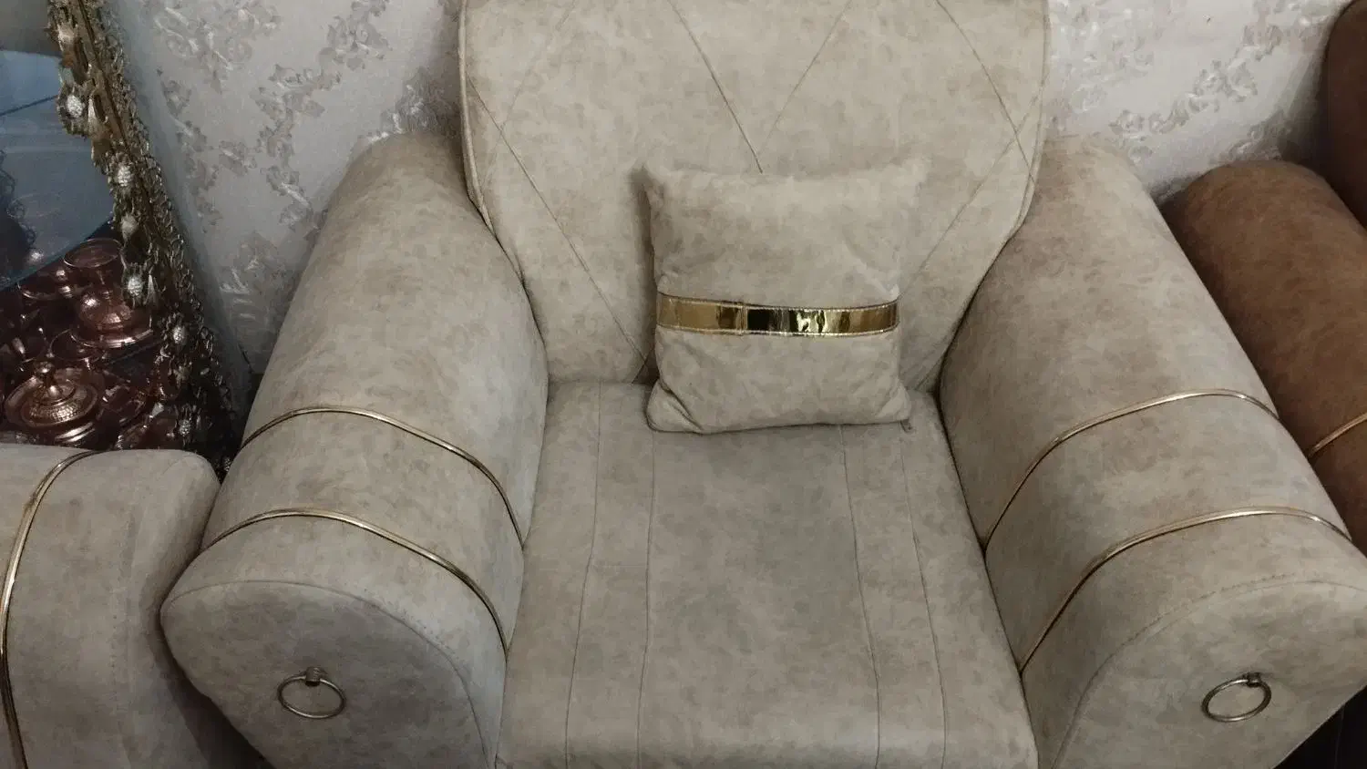 مبل7نفره|مبلمان خانگی و میز عسلی|قرچک, باقرآباد|دیوار